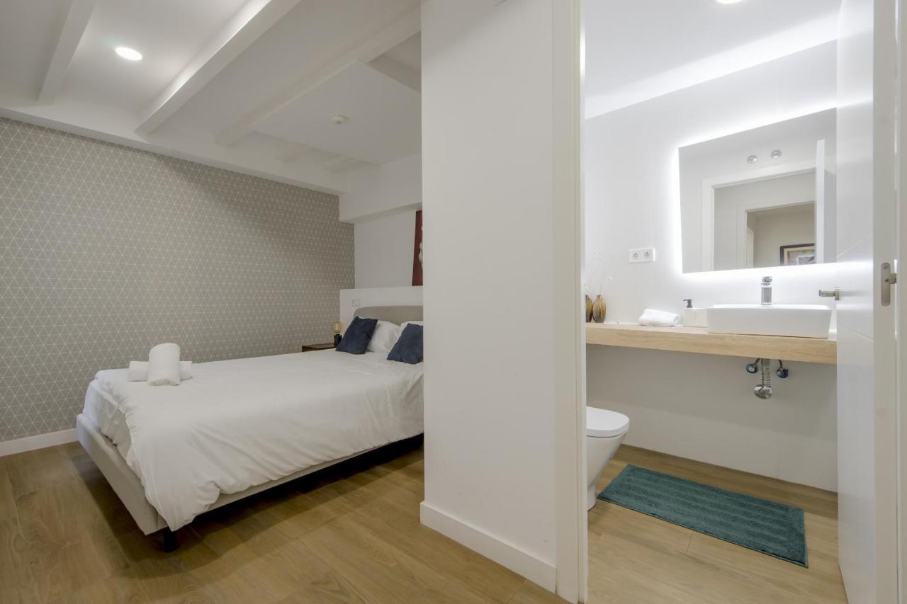 Nuevo Piso Para 7 En El Corazon Del Rastro/Madrid Bagian luar foto