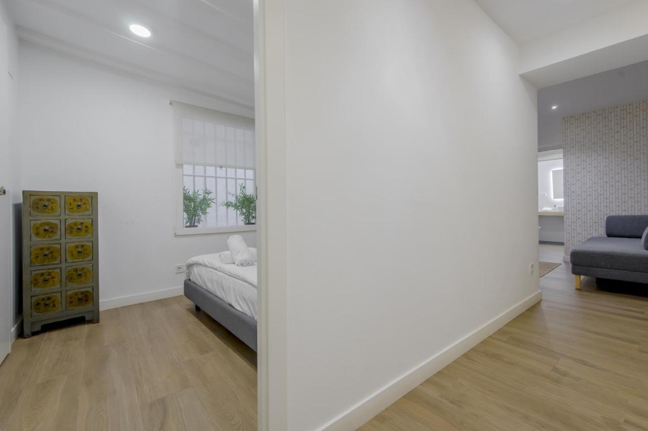 Nuevo Piso Para 7 En El Corazon Del Rastro/Madrid Bagian luar foto