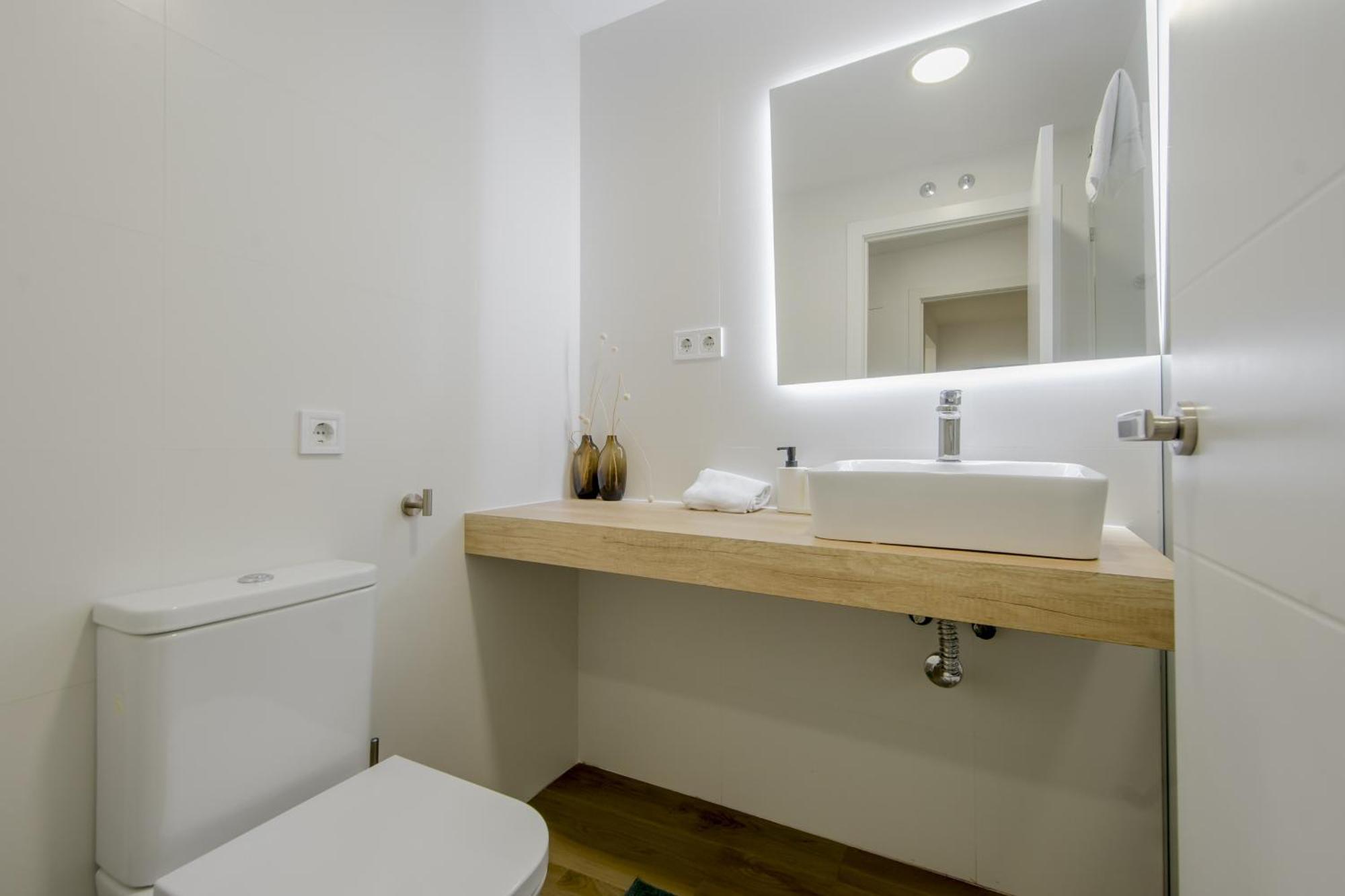 Nuevo Piso Para 7 En El Corazon Del Rastro/Madrid Bagian luar foto
